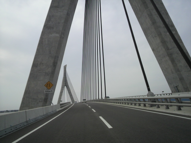 有明海沿いの橋.JPG
